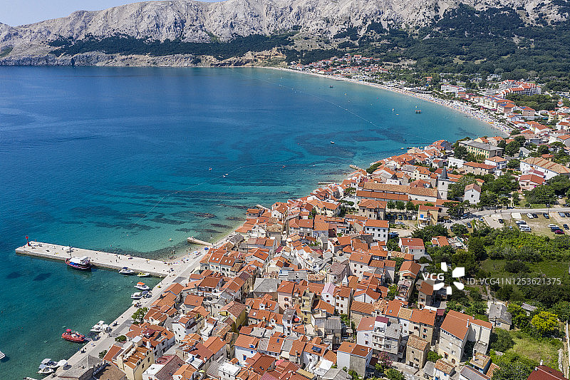 巴斯卡镇鸟瞰图片素材