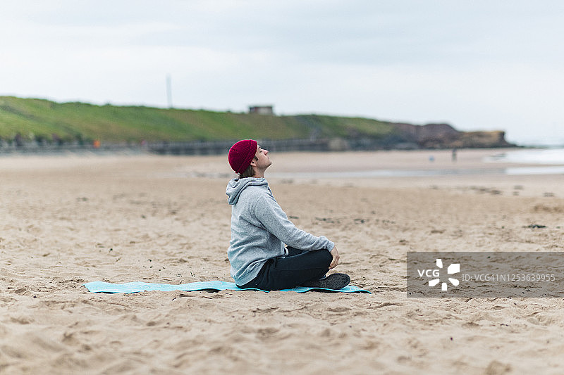 瑜伽莲花式图片素材