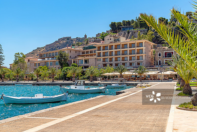 希腊纳夫普利翁历史城镇滨水景观图片素材