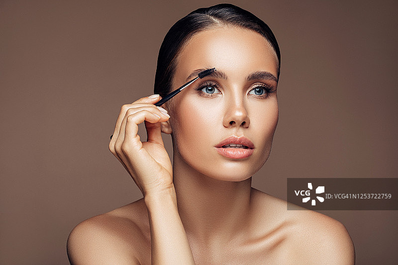 专业眉毛护理图片素材