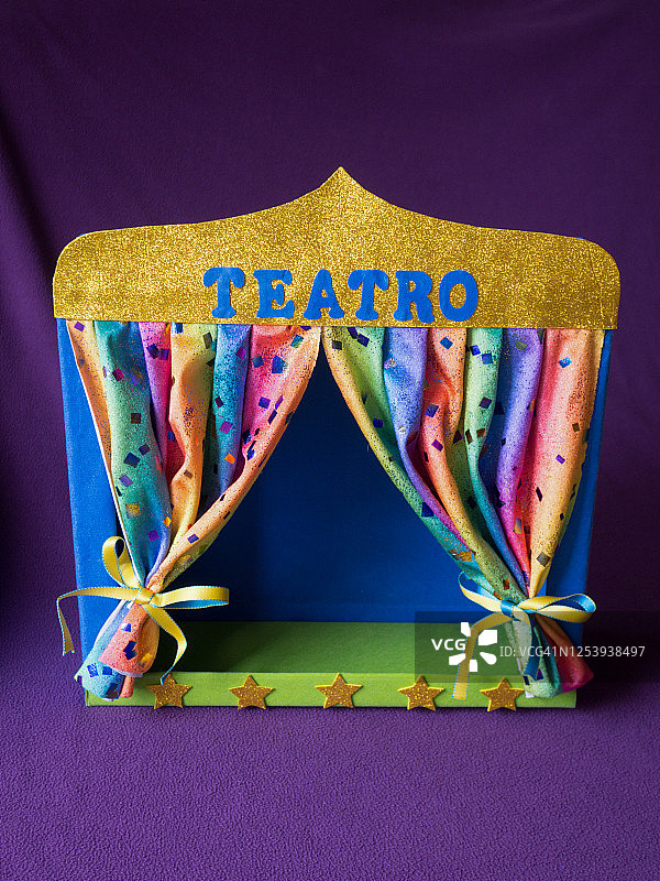 手工木偶剧场正面图图片素材