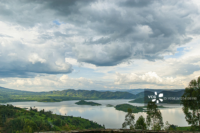 卢旺达湖区风光图片素材