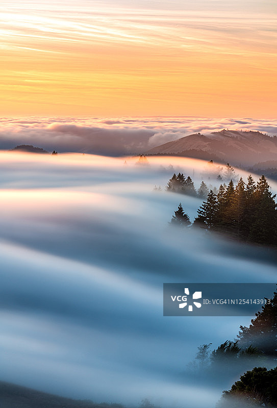 加州低雾图片素材