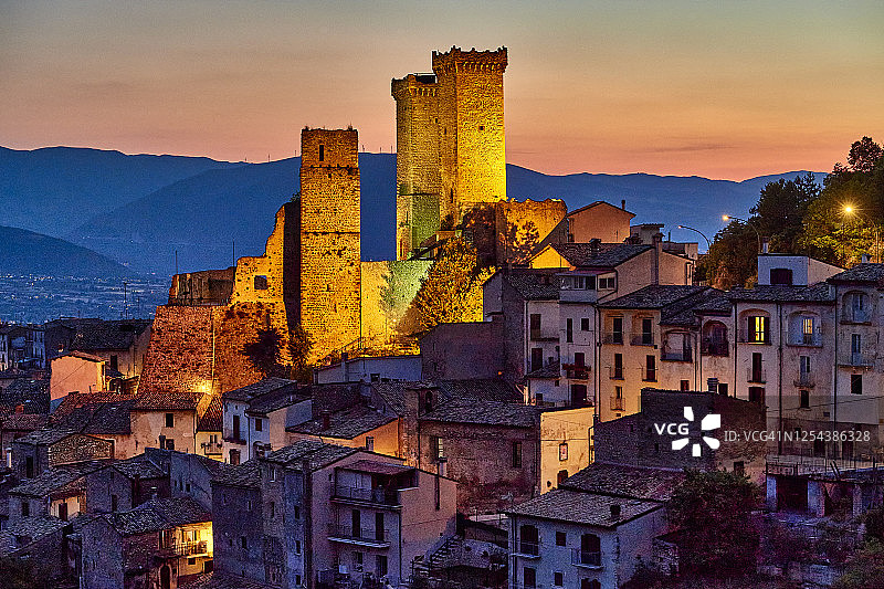 意大利阿布鲁佐的帕琴特罗村图片素材