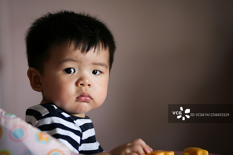 亚洲男婴图片素材