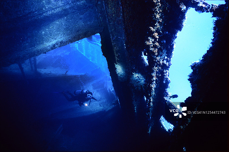 潜水安提拉号图片素材