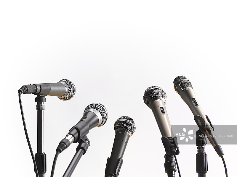 新闻发布会专用麦克风（白色背景）图片素材