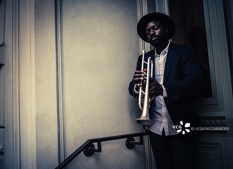 小号演奏者图片素材