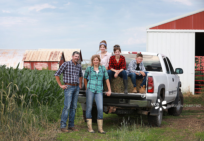 农场家庭图片素材