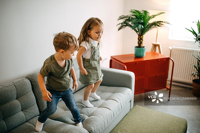 居家趣事图片素材