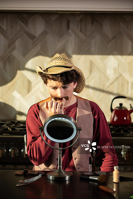 疫情下的毕业季：疫情对2020届高中生的影响图片素材