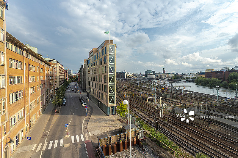 瑞典索德曼兰斯德哥尔摩中央车站前的小楼图片素材