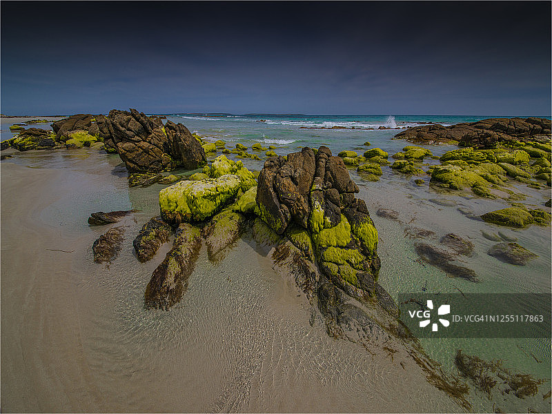 澳大利亚塔斯马尼亚巴斯海峡金岛崎岖的海岸线图片素材