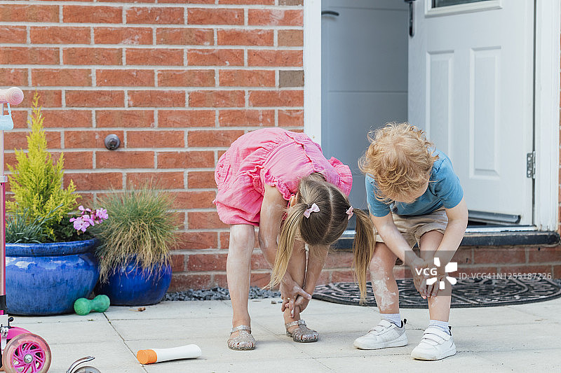 受到良好教育的孩子图片素材