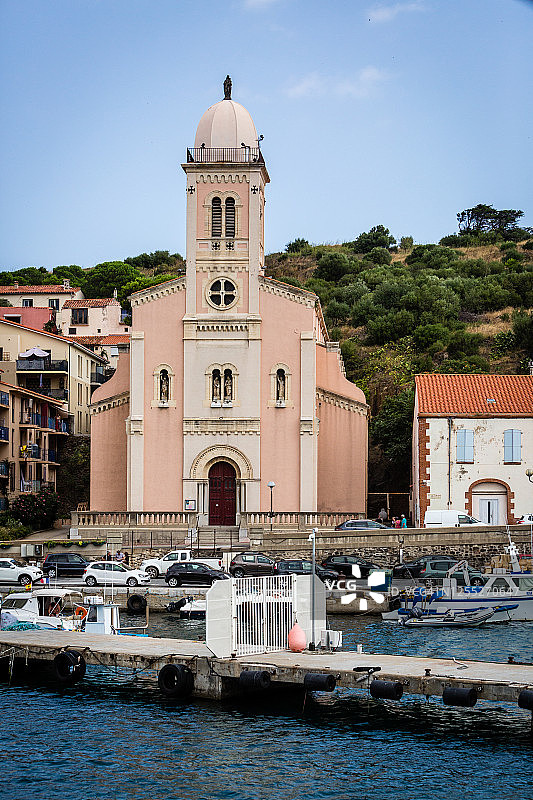 法国滨海旺德尔港口的教堂图片素材