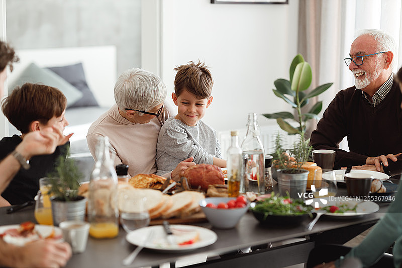 午餐时间图片素材