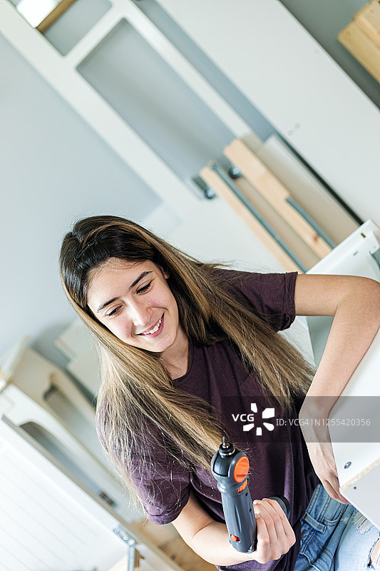 家具组装图片素材