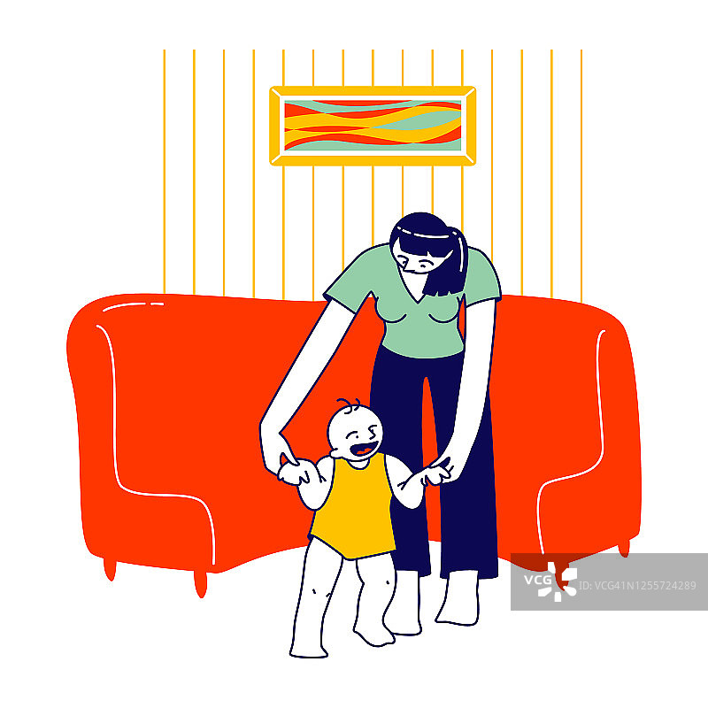 母亲牵着蹒跚学步的孩子，教孩子走路，享受快乐的家庭时光图片素材