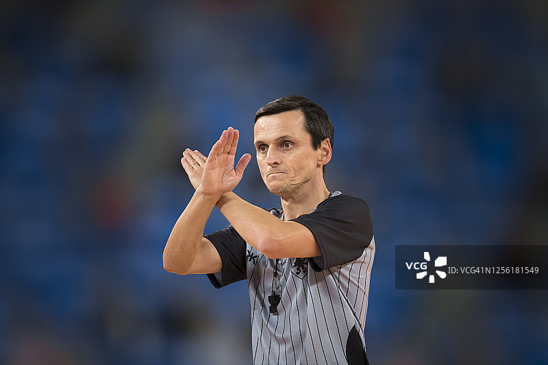 裁判手势图片素材