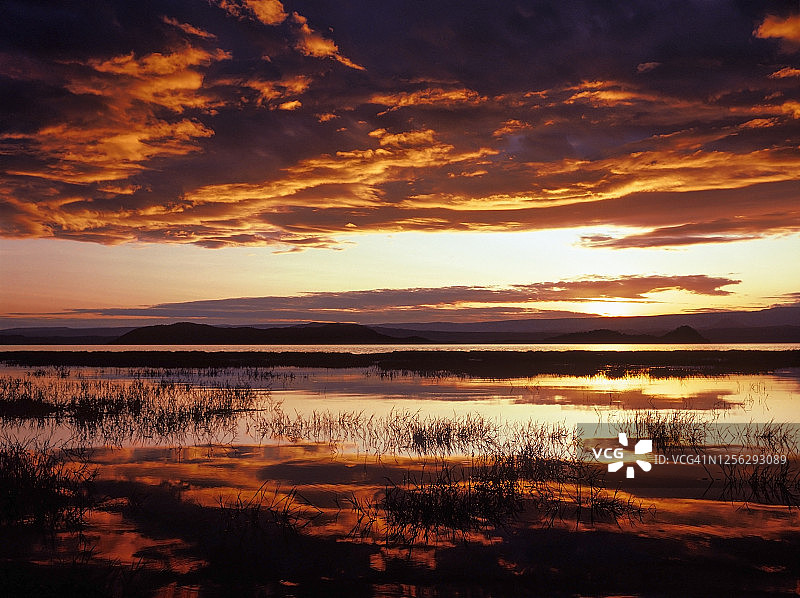 肯尼亚裂谷的巴林戈湖图片素材