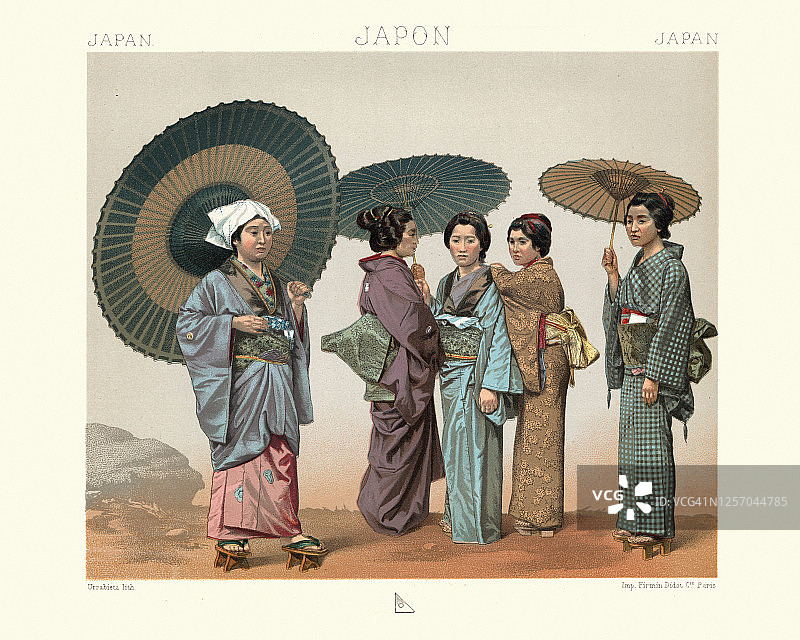 日本的传统女性服装，和服，阳伞，木制平台凉鞋图片素材