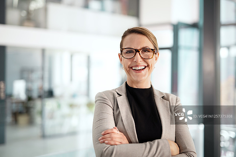 成就更好的自己图片素材