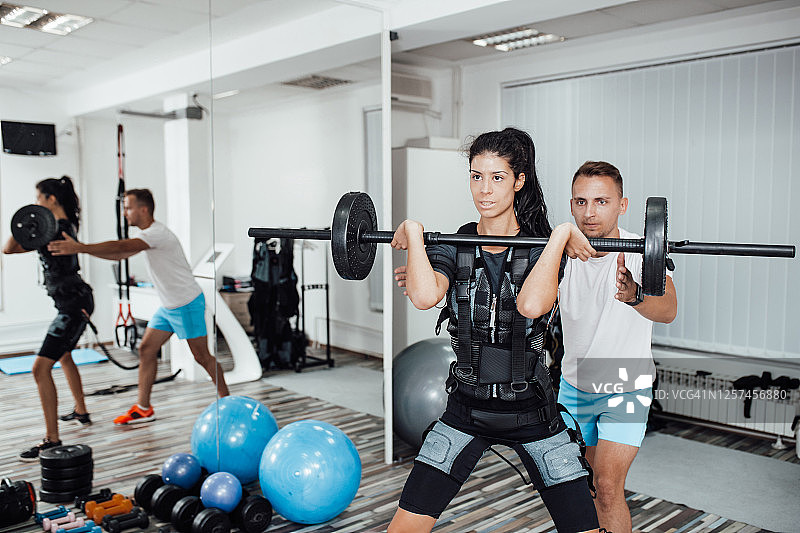 电刺激训练图片素材