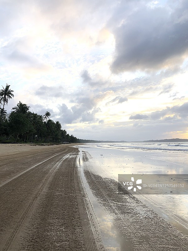 巴拉望圣维森特长滩图片素材