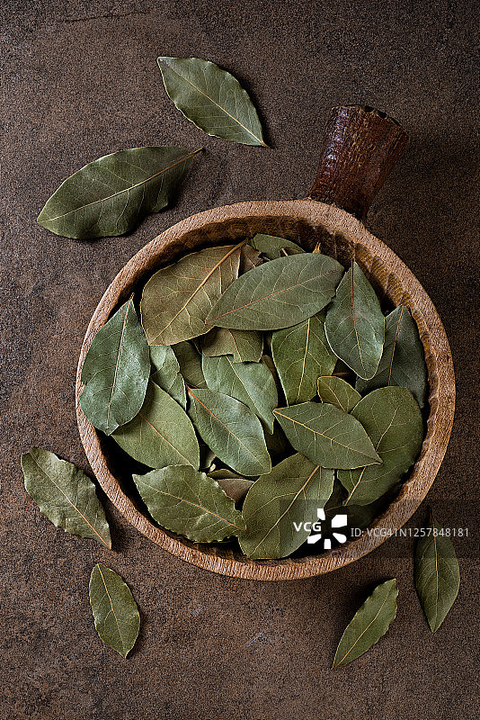 完整干月桂叶图片素材
