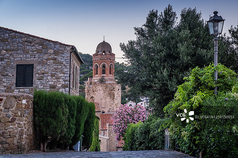 意大利托斯卡纳的卡斯蒂廖内·德拉佩斯卡亚图片素材