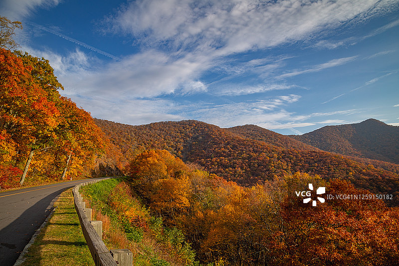 蓝岭风景区干道图片素材