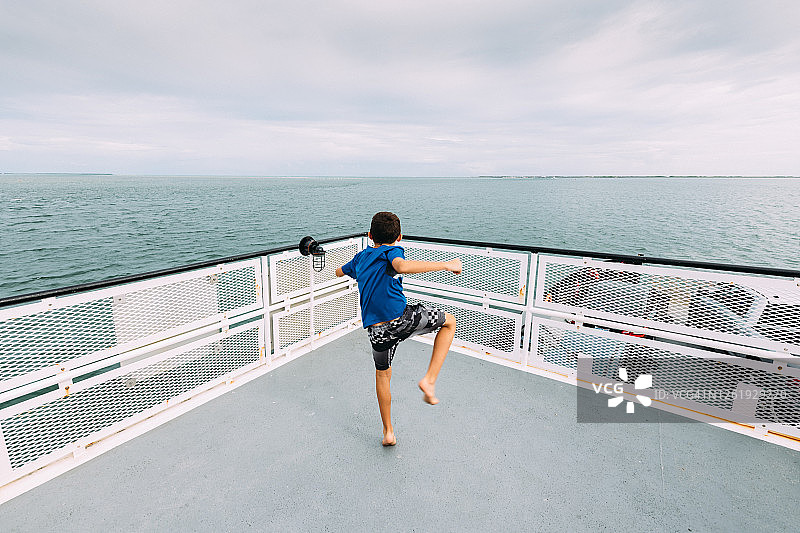 兴奋的舞蹈图片素材