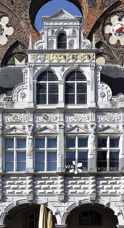 德国石勒苏益格-荷尔斯泰因州吕贝克的文艺复兴时期市政厅图片素材