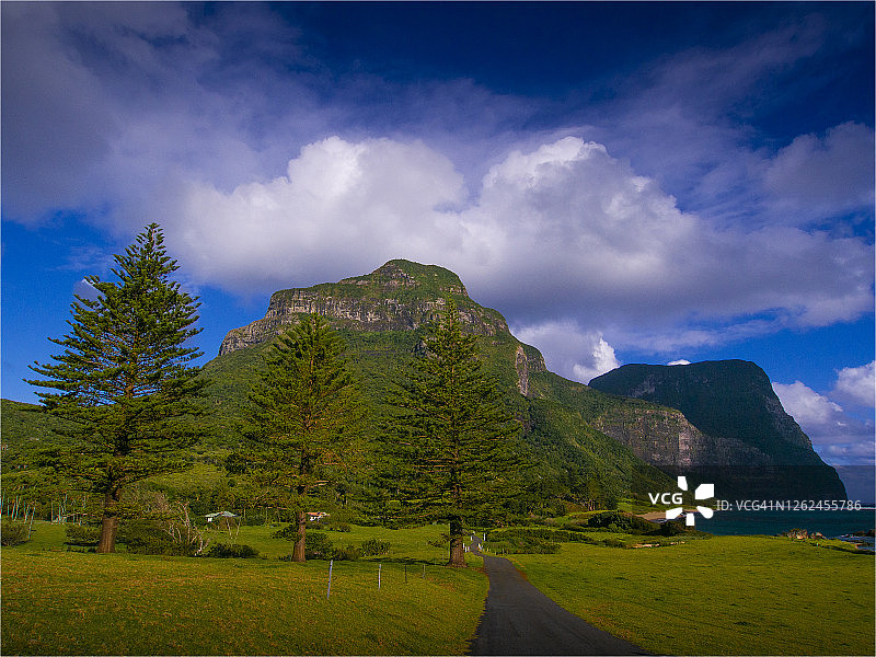 豪勋爵岛富饶的牧场，澳大利亚新南威尔士州图片素材
