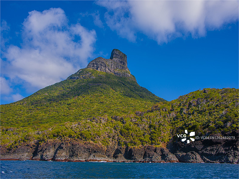 眺望澳大利亚新南威尔士州豪勋爵岛的海岸线图片素材