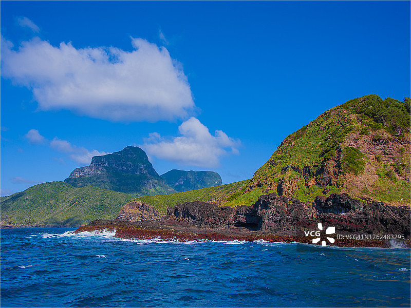 眺望澳大利亚新南威尔士州豪勋爵岛的海岸线图片素材