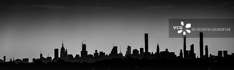 纽约天际线剪影图片素材