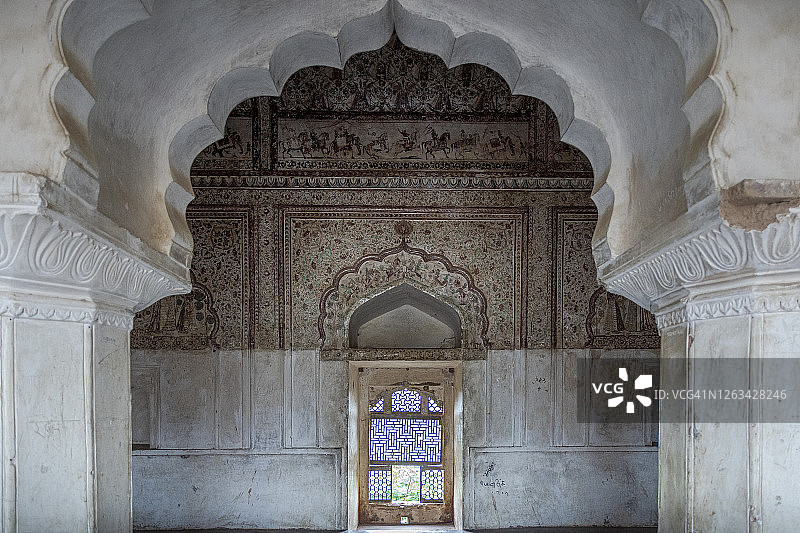 印度中央邦奥恰拉贾 महल宫殿的壁画图片素材