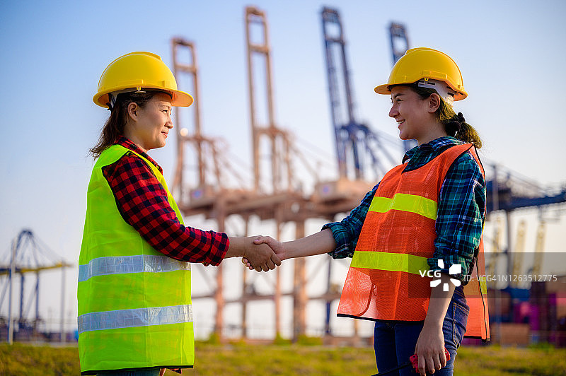 工程师产品端口协议图片素材