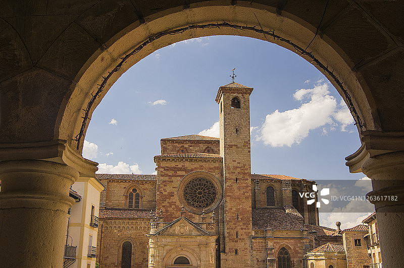 西班牙西贡萨及其大教堂图片素材