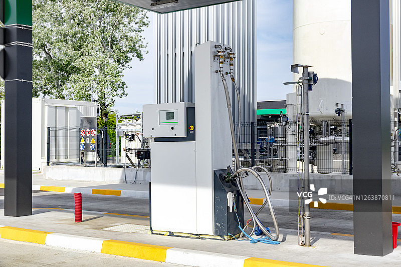 液化天然气加气站喷嘴图片素材
