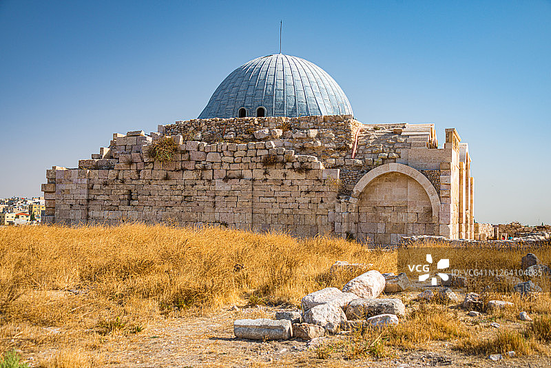 约旦安曼城堡山上倭马亚宫的修复穹顶图片素材