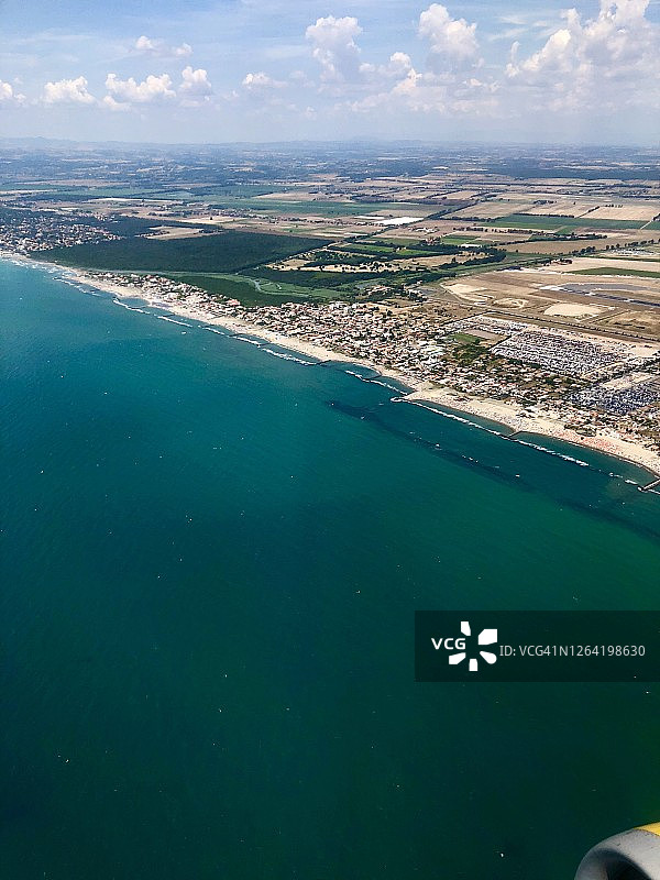 从飞机上看到的辛吉塔奇迹海滩图片素材