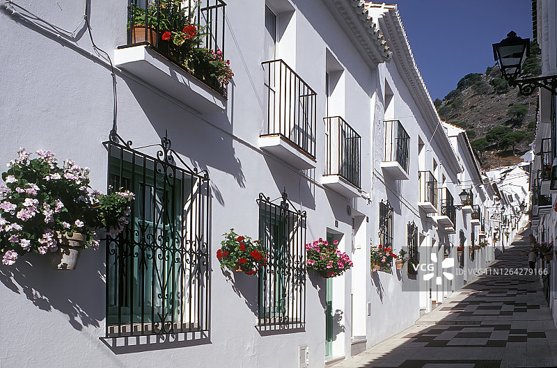 西班牙米哈斯（马拉加）的拉克鲁斯街图片素材