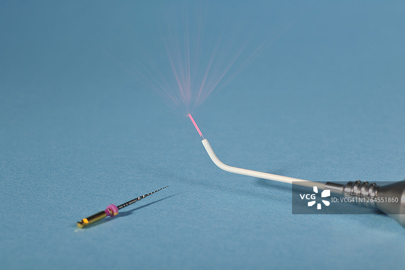 牙科激光治疗牙周病图片素材