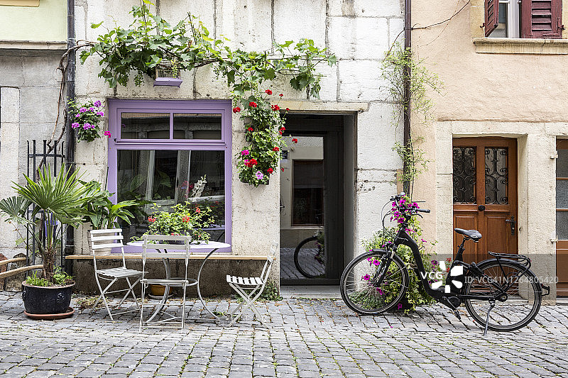 美丽的瑞士古镇街道风光图片素材