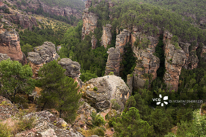 西班牙瓜达拉哈拉上塔霍自然公园的 Hoz 峡谷图片素材