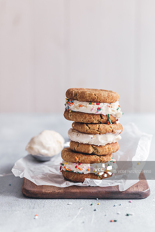 天然水果冰淇淋图片素材