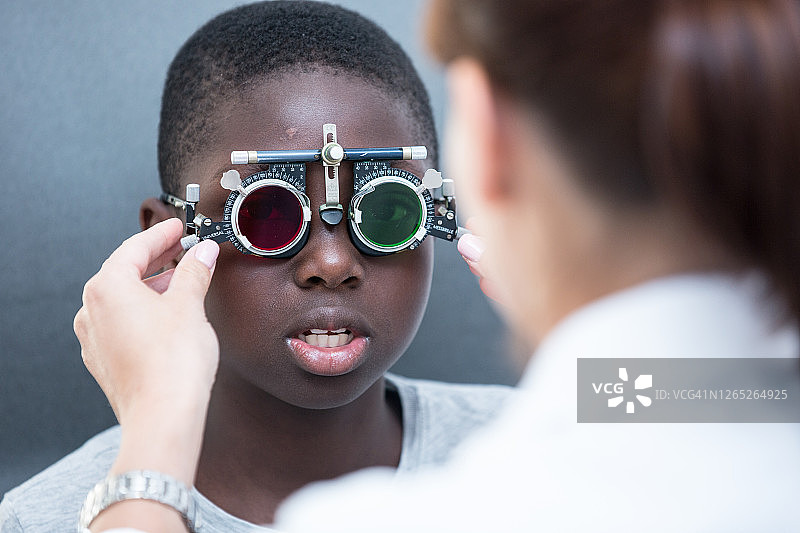 眼睛检查图片素材