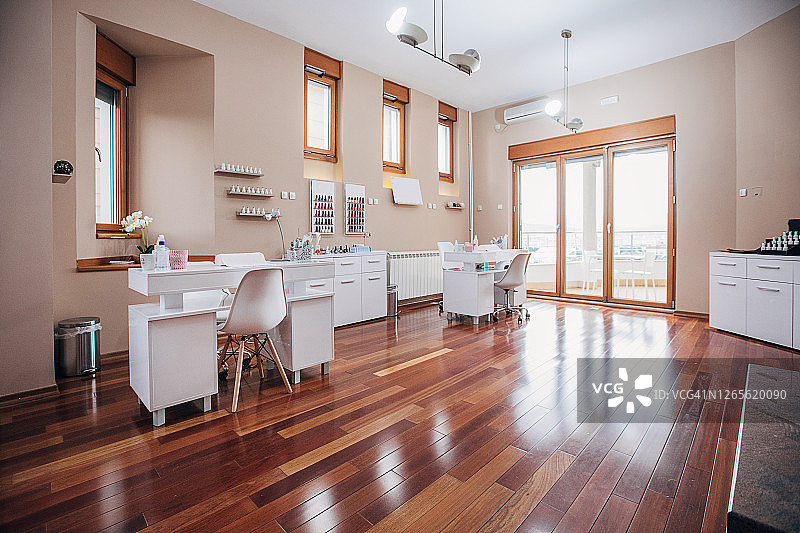 现代美甲水疗图片素材